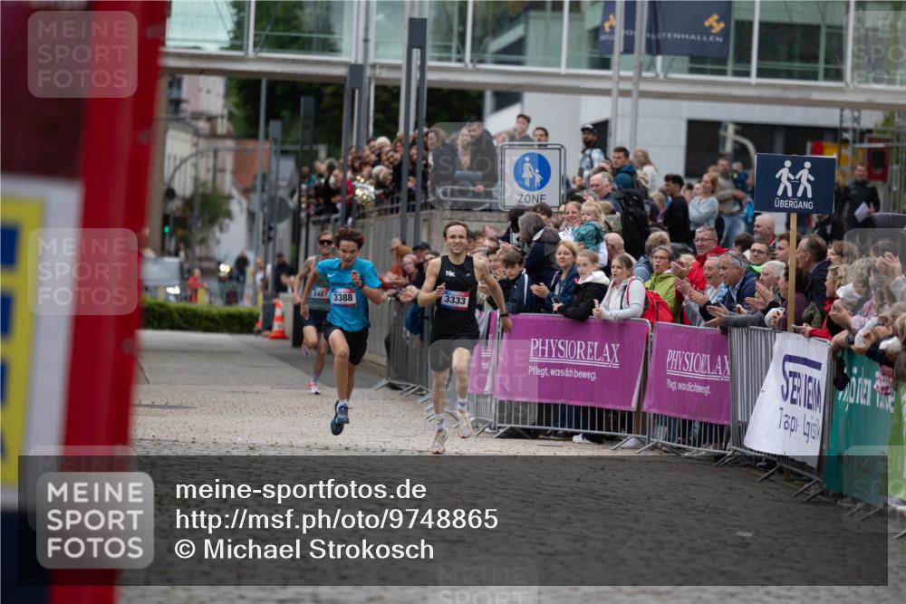 12.06.2026 - Holstenköstenlauf Michael Strokosch http://msf.ph/oto/9748865 12.06.2026 17:46:30 Laufen 3333, 3487, 3388 meine-sportfotos.de