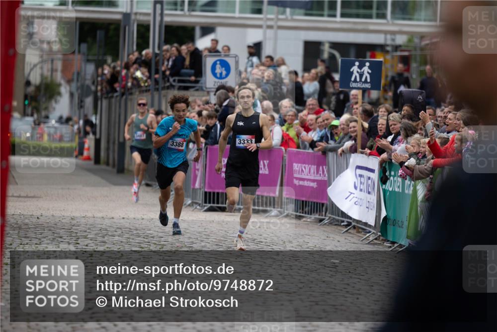 12.06.2026 - Holstenköstenlauf Michael Strokosch http://msf.ph/oto/9748872 12.06.2026 17:46:32 Laufen 3388, 3333 meine-sportfotos.de