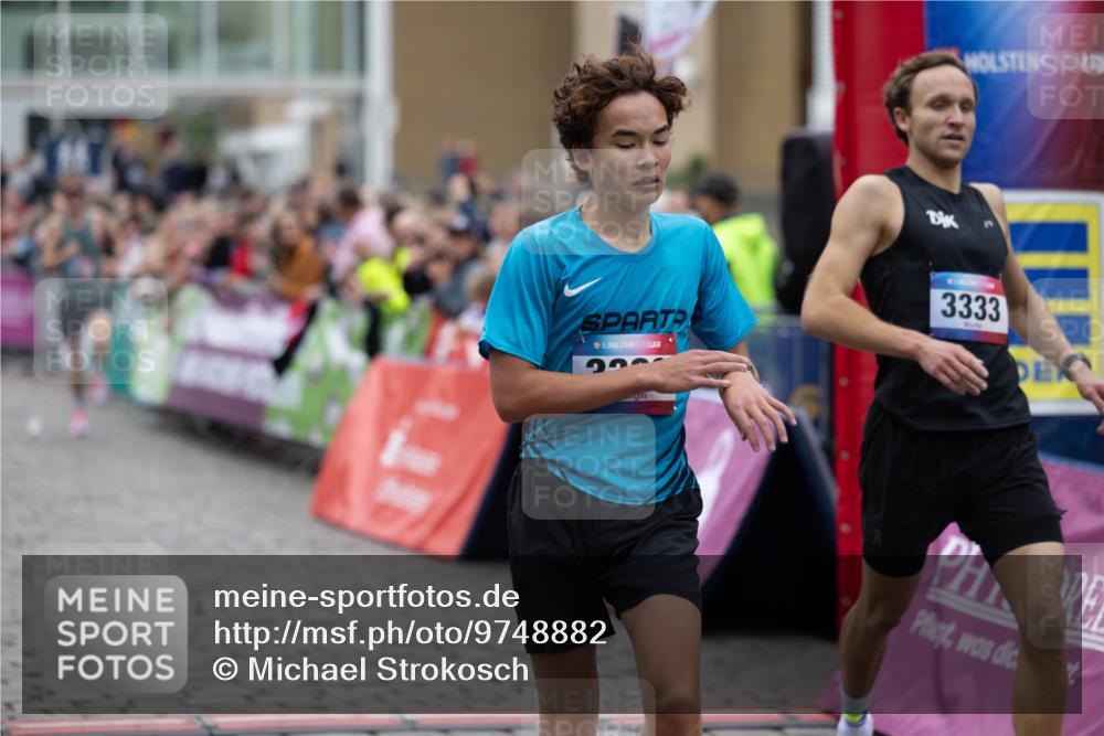 12.06.2026 - Holstenköstenlauf Michael Strokosch http://msf.ph/oto/9748882 12.06.2026 17:46:36 Laufen 36, 3333 meine-sportfotos.de