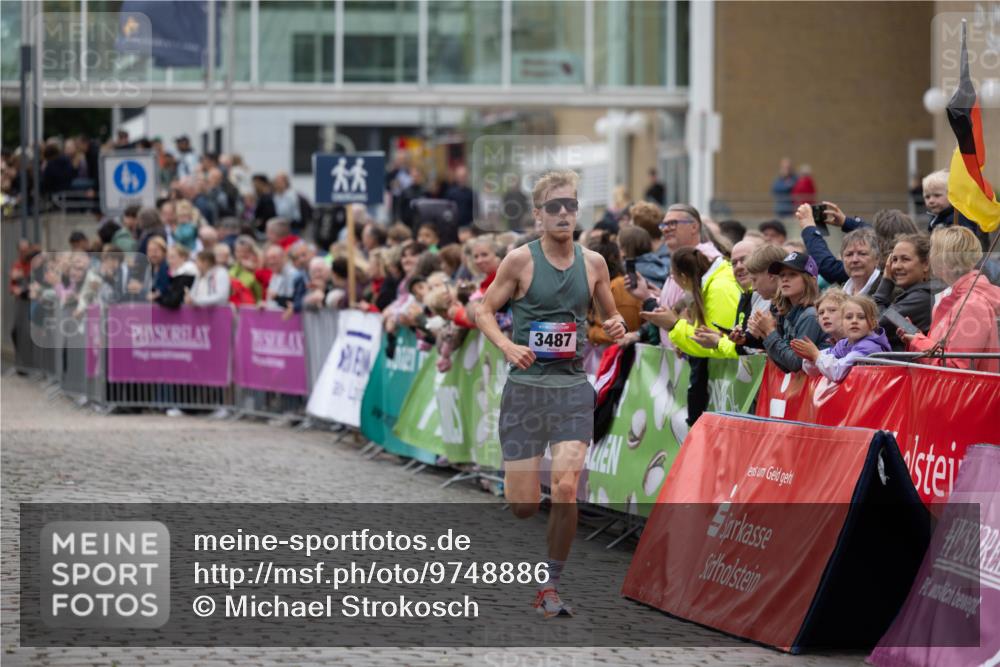 12.06.2026 - Holstenköstenlauf Michael Strokosch http://msf.ph/oto/9748886 12.06.2026 17:46:37 Laufen 3487 meine-sportfotos.de