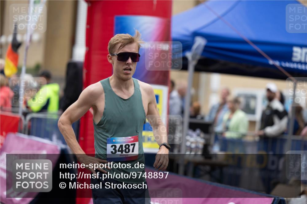 12.06.2026 - Holstenköstenlauf Michael Strokosch http://msf.ph/oto/9748897 12.06.2026 17:46:40 Laufen 36, 3487 meine-sportfotos.de