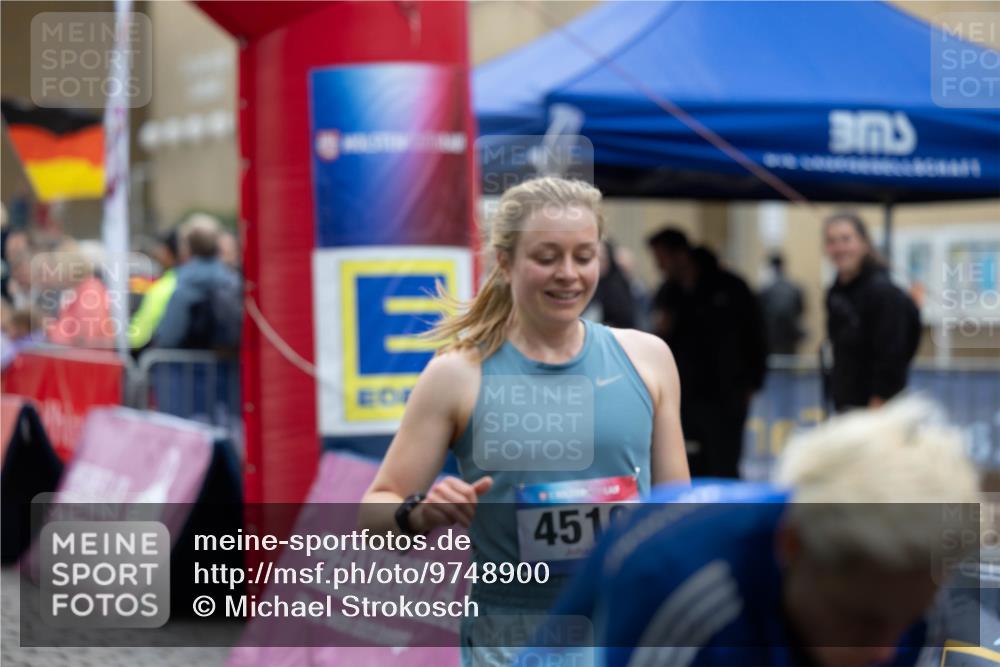 12.06.2026 - Holstenköstenlauf Michael Strokosch http://msf.ph/oto/9748900 12.06.2026 17:49:37 Laufen 4510 meine-sportfotos.de