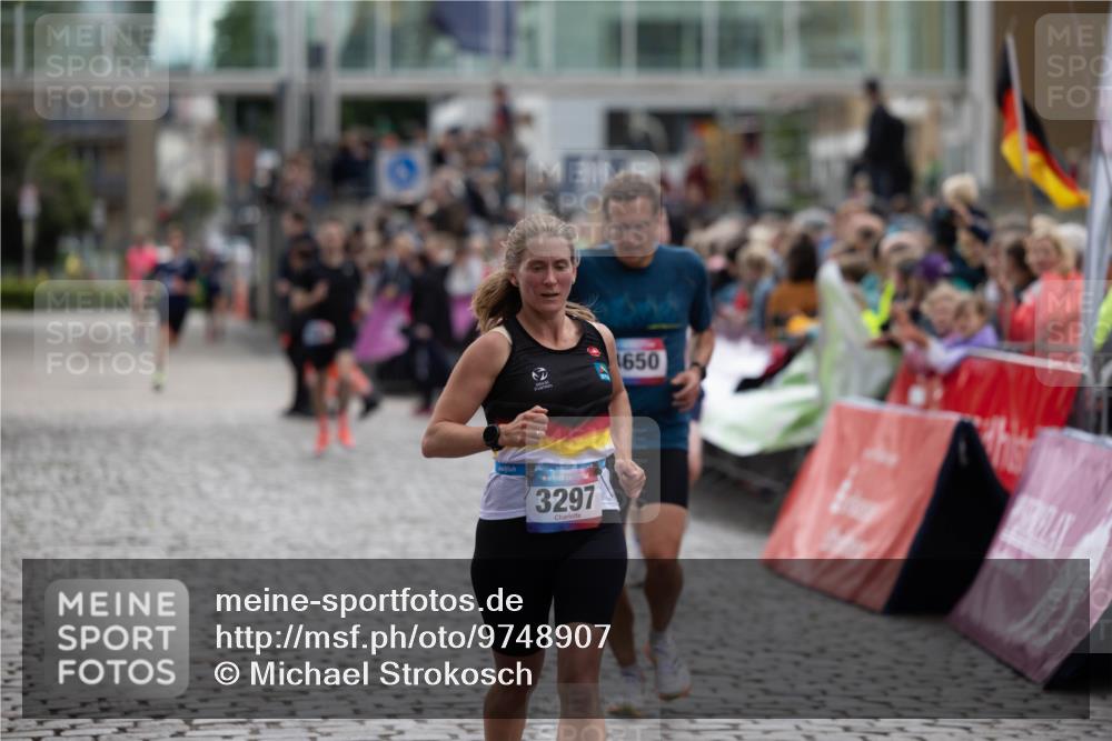 12.06.2026 - Holstenköstenlauf Michael Strokosch http://msf.ph/oto/9748907 12.06.2026 17:50:35 Laufen 3297, 376, 1650 meine-sportfotos.de