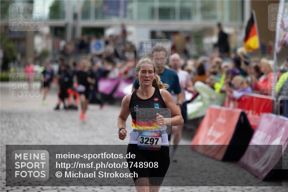 12.06.2026 - Holstenköstenlauf Michael Strokosch http://msf.ph/oto/9748908 12.06.2026 17:50:36 Laufen 36, 3297 meine-sportfotos.de