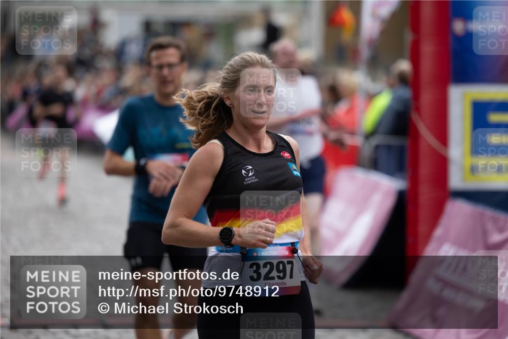 12.06.2026 - Holstenköstenlauf Michael Strokosch http://msf.ph/oto/9748912 12.06.2026 17:50:37 Laufen 36, 3297 meine-sportfotos.de