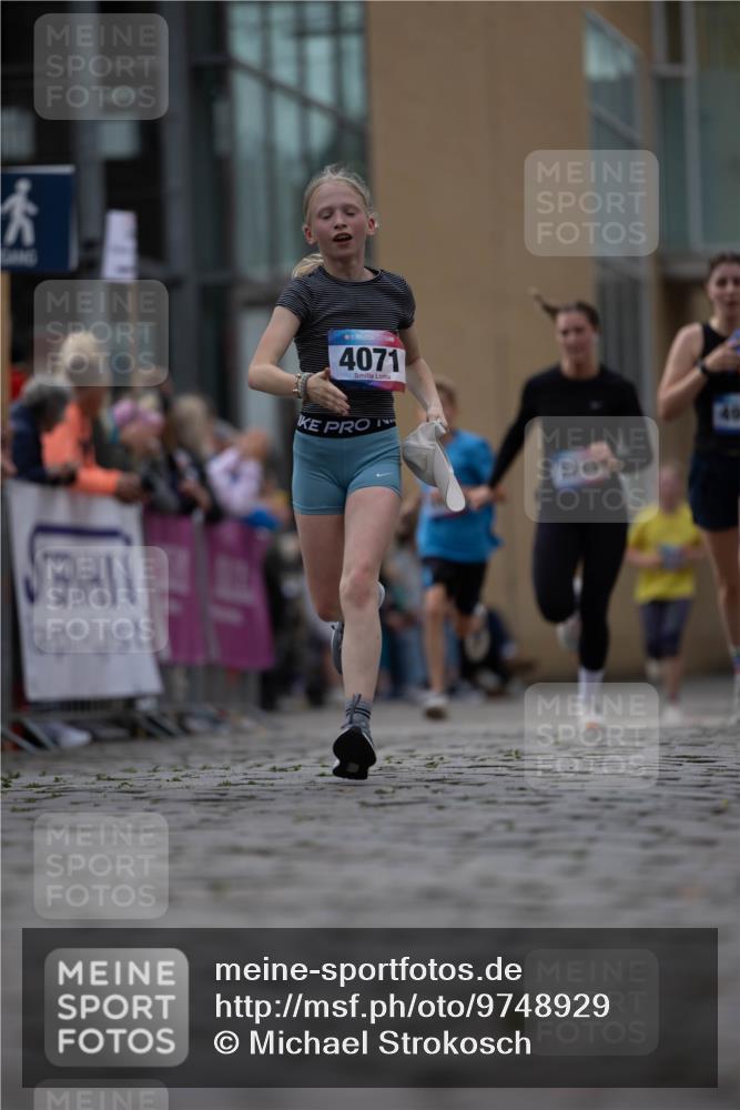 12.06.2026 - Holstenköstenlauf Michael Strokosch http://msf.ph/oto/9748929 12.06.2026 17:57:50 Laufen 4071 meine-sportfotos.de