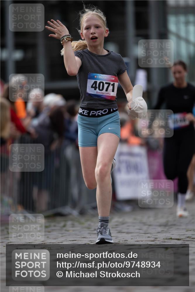 12.06.2026 - Holstenköstenlauf Michael Strokosch http://msf.ph/oto/9748934 12.06.2026 17:57:51 Laufen 36, 4071 meine-sportfotos.de
