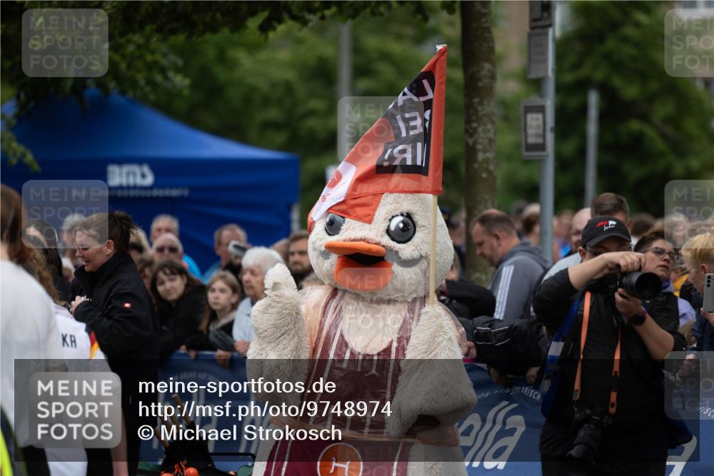 12.06.2026 - Holstenköstenlauf Michael Strokosch http://msf.ph/oto/9748974 12.06.2026 18:04:19 Laufen 131 meine-sportfotos.de