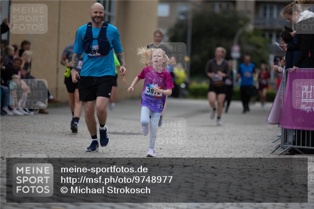 12.06.2026 - Holstenköstenlauf Michael Strokosch http://msf.ph/oto/9748977 12.06.2026 18:05:01 Laufen 38 meine-sportfotos.de