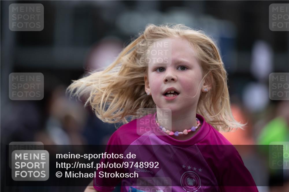 12.06.2026 - Holstenköstenlauf Michael Strokosch http://msf.ph/oto/9748992 12.06.2026 18:05:05 Laufen  meine-sportfotos.de