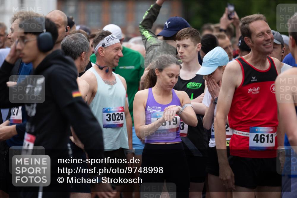 12.06.2026 - Holstenköstenlauf Michael Strokosch http://msf.ph/oto/9748998 12.06.2026 18:54:21 Laufen 627, 36, 3026, 36, 819, 3, 4613 meine-sportfotos.de