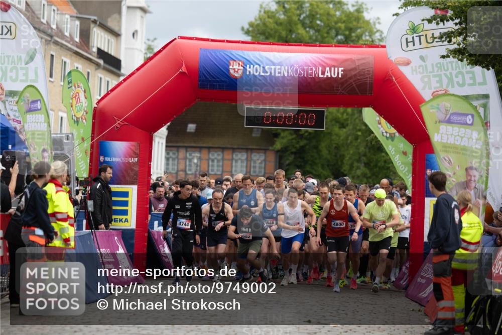12.06.2026 - Holstenköstenlauf Michael Strokosch http://msf.ph/oto/9749002 12.06.2026 19:00:04 Laufen 0000, 32238, 180, 00, 00, 200, 4744, 582, 3646, 4800, 36, 06, 32238 meine-sportfotos.de
