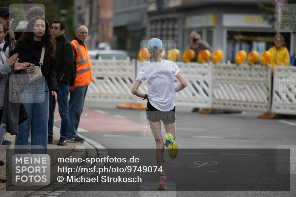 12.06.2026 - Holstenköstenlauf Michael Strokosch http://msf.ph/oto/9749074 12.06.2026 19:35:41 Laufen  meine-sportfotos.de