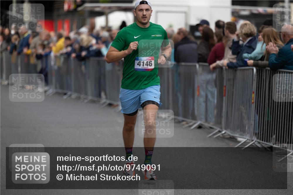 12.06.2026 - Holstenköstenlauf Michael Strokosch http://msf.ph/oto/9749091 12.06.2026 19:38:08 Laufen 4146 meine-sportfotos.de