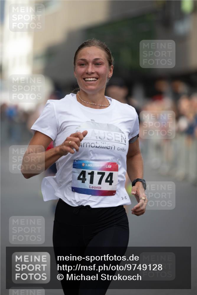 12.06.2026 - Holstenköstenlauf Michael Strokosch http://msf.ph/oto/9749128 12.06.2026 19:39:33 Laufen 36, 4174 meine-sportfotos.de
