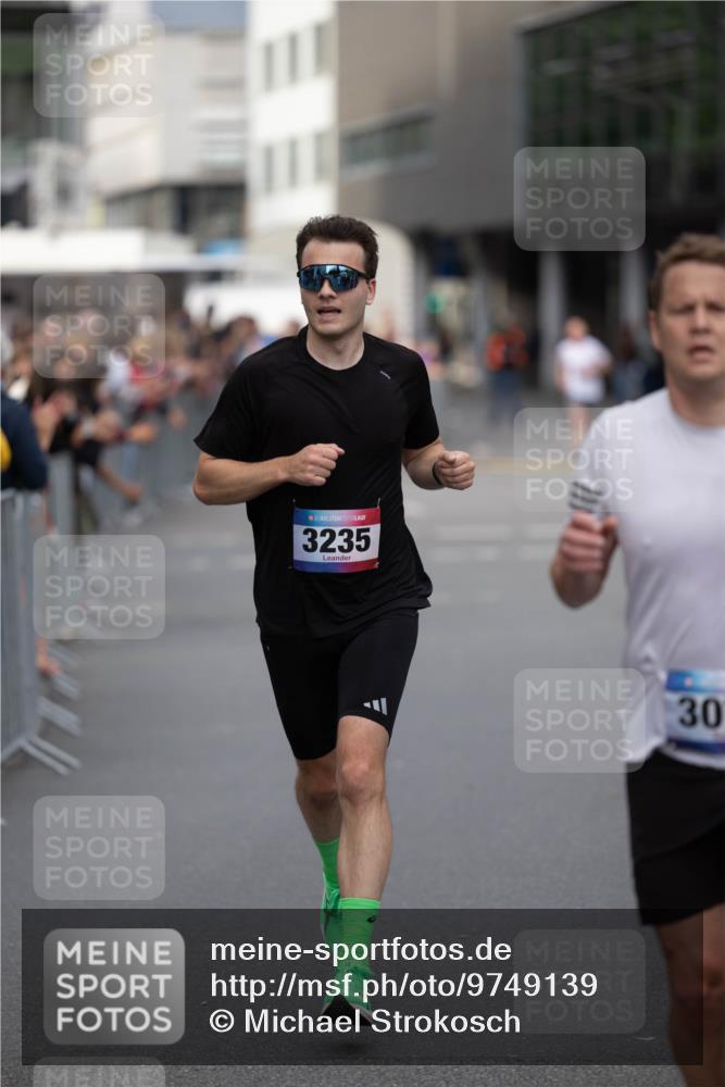 12.06.2026 - Holstenköstenlauf Michael Strokosch http://msf.ph/oto/9749139 12.06.2026 19:39:51 Laufen 3, 3235, 30 meine-sportfotos.de