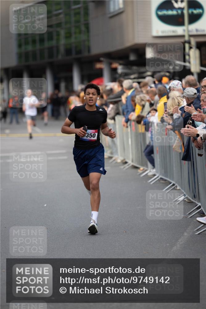 12.06.2026 - Holstenköstenlauf Michael Strokosch http://msf.ph/oto/9749142 12.06.2026 19:39:53 Laufen 350 meine-sportfotos.de