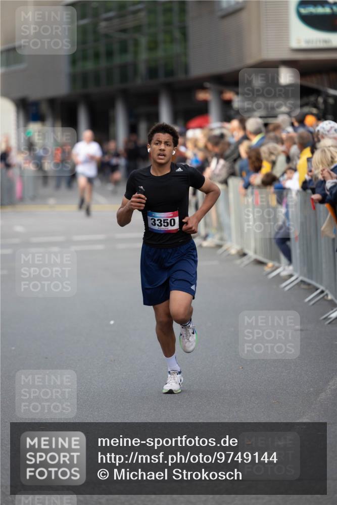 12.06.2026 - Holstenköstenlauf Michael Strokosch http://msf.ph/oto/9749144 12.06.2026 19:39:54 Laufen 3350 meine-sportfotos.de