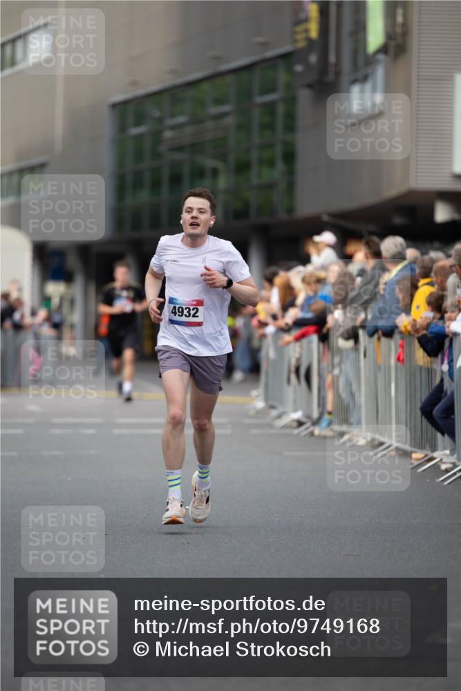 12.06.2026 - Holstenköstenlauf Michael Strokosch http://msf.ph/oto/9749168 12.06.2026 19:40:41 Laufen 4932 meine-sportfotos.de