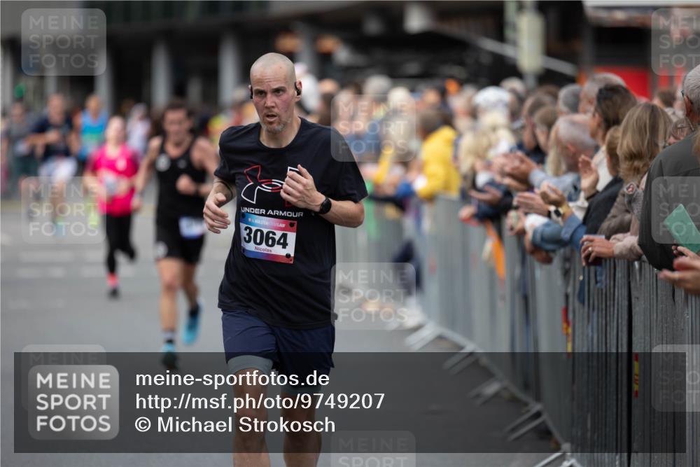 12.06.2026 - Holstenköstenlauf Michael Strokosch http://msf.ph/oto/9749207 12.06.2026 19:42:08 Laufen 3, 3064 meine-sportfotos.de