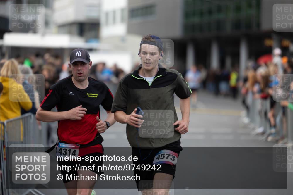 12.06.2026 - Holstenköstenlauf Michael Strokosch http://msf.ph/oto/9749242 12.06.2026 19:43:10 Laufen 36, 4314, 4573 meine-sportfotos.de