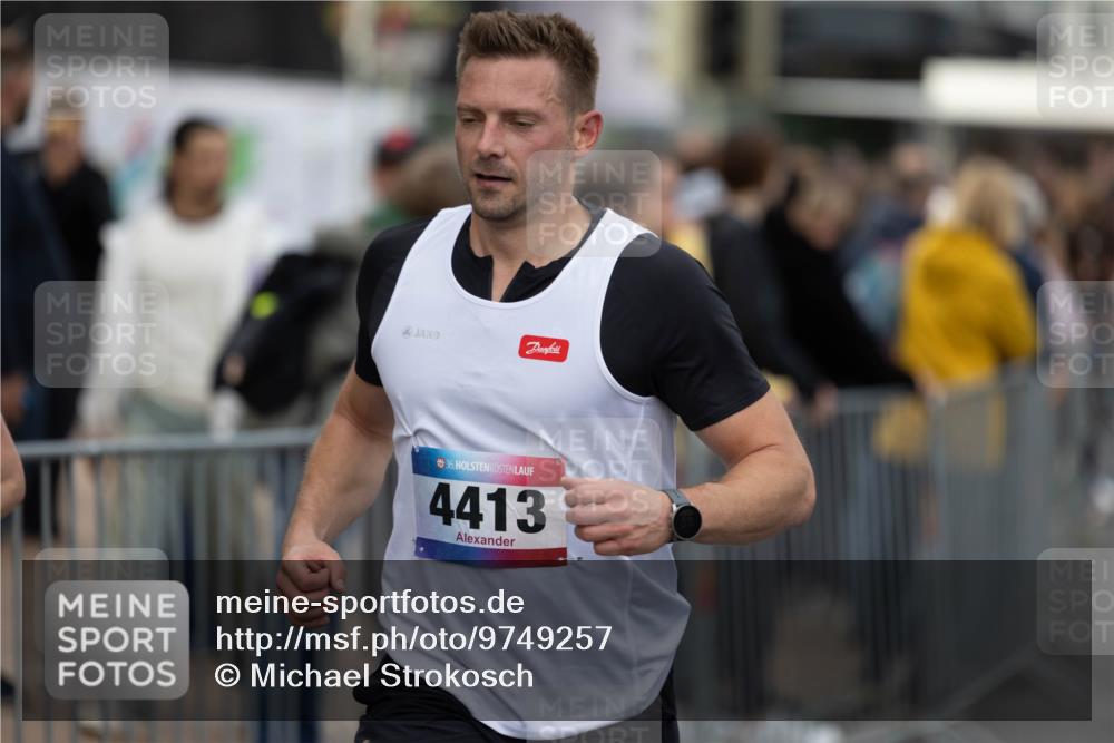 12.06.2026 - Holstenköstenlauf Michael Strokosch http://msf.ph/oto/9749257 12.06.2026 19:44:06 Laufen 36, 4413 meine-sportfotos.de