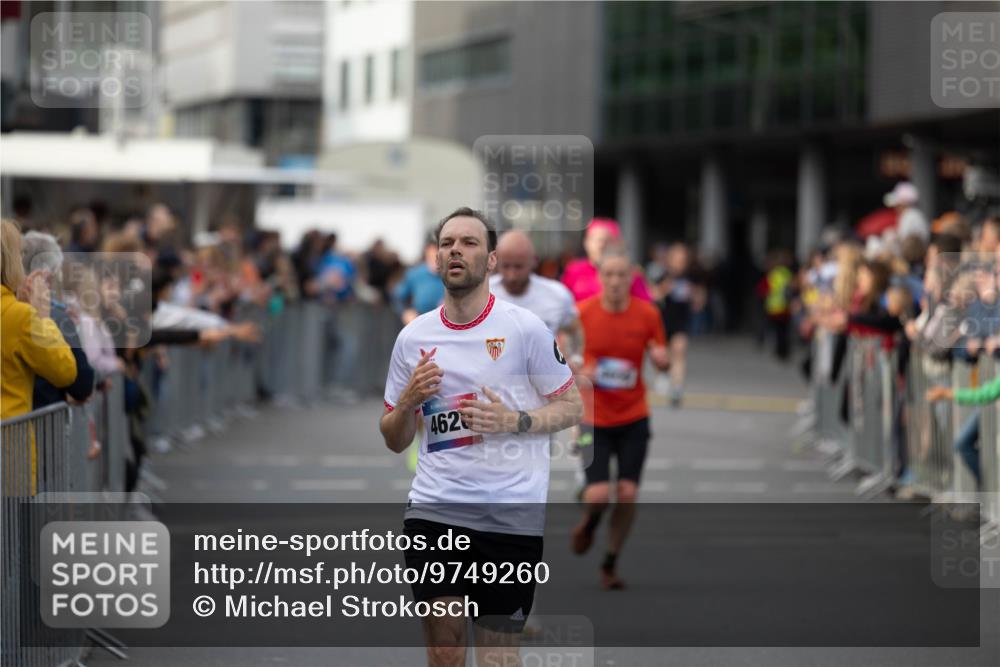 12.06.2026 - Holstenköstenlauf Michael Strokosch http://msf.ph/oto/9749260 12.06.2026 19:44:12 Laufen 462 meine-sportfotos.de