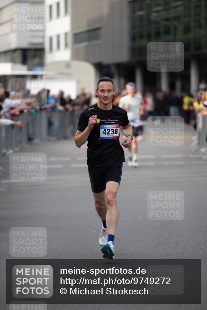 12.06.2026 - Holstenköstenlauf Michael Strokosch http://msf.ph/oto/9749272 12.06.2026 19:44:23 Laufen 4238 meine-sportfotos.de
