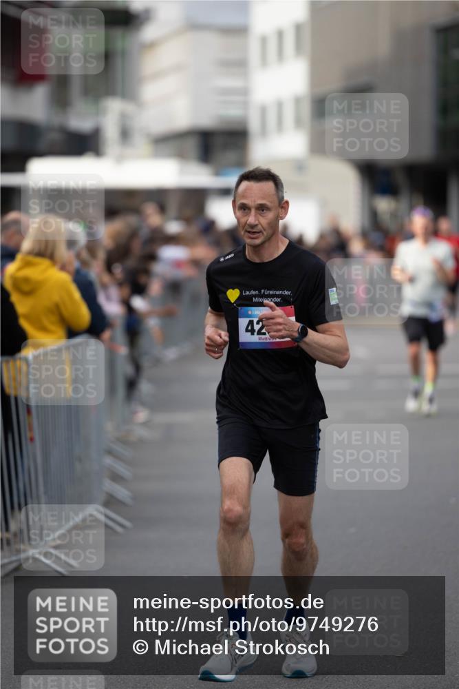 12.06.2026 - Holstenköstenlauf Michael Strokosch http://msf.ph/oto/9749276 12.06.2026 19:44:24 Laufen 36, 42 meine-sportfotos.de