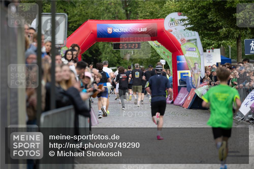 12.06.2026 - Holstenköstenlauf Michael Strokosch http://msf.ph/oto/9749290 12.06.2026 19:51:26 Laufen 10, 53, 23, 77 meine-sportfotos.de