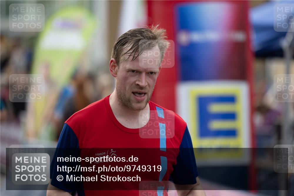 12.06.2026 - Holstenköstenlauf Michael Strokosch http://msf.ph/oto/9749319 12.06.2026 19:53:08 Laufen  meine-sportfotos.de