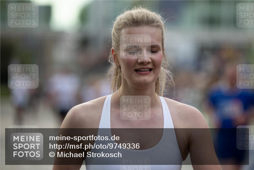 12.06.2026 - Holstenköstenlauf Michael Strokosch http://msf.ph/oto/9749336 12.06.2026 19:53:16 Laufen  meine-sportfotos.de