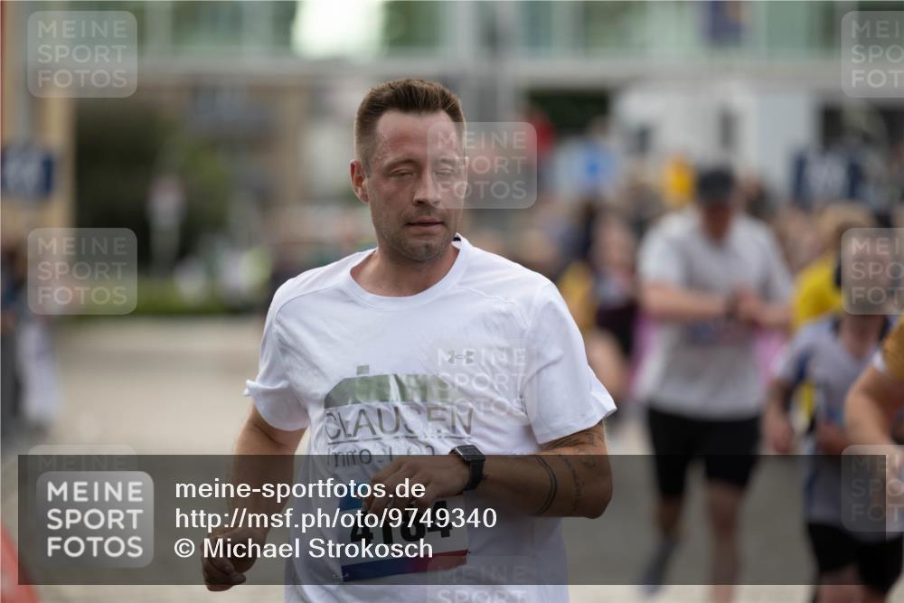 12.06.2026 - Holstenköstenlauf Michael Strokosch http://msf.ph/oto/9749340 12.06.2026 19:53:38 Laufen 4184 meine-sportfotos.de