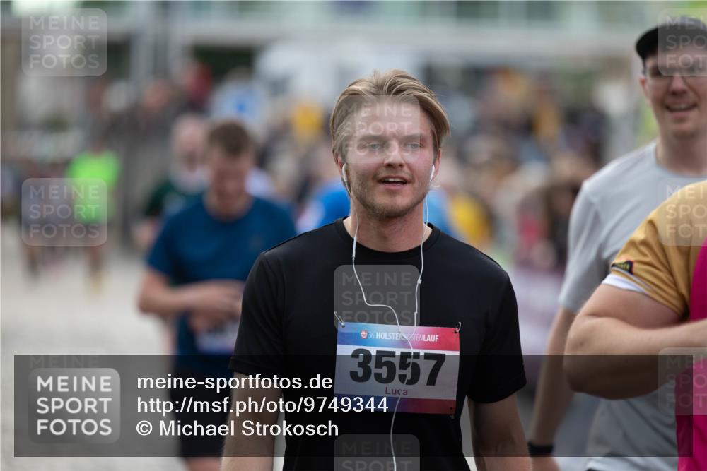 12.06.2026 - Holstenköstenlauf Michael Strokosch http://msf.ph/oto/9749344 12.06.2026 19:53:41 Laufen 36, 3557 meine-sportfotos.de