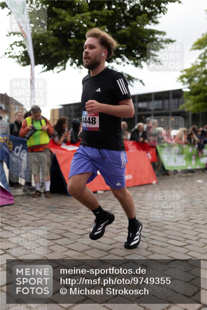 12.06.2026 - Holstenköstenlauf Michael Strokosch http://msf.ph/oto/9749355 12.06.2026 17:55:38 Laufen 4448 meine-sportfotos.de