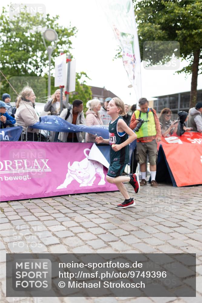 12.06.2026 - Holstenköstenlauf Michael Strokosch http://msf.ph/oto/9749396 12.06.2026 17:56:41 Laufen 73 meine-sportfotos.de