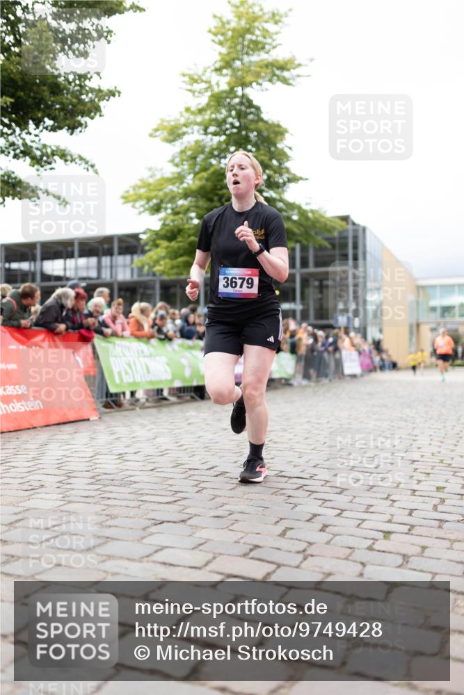 12.06.2026 - Holstenköstenlauf Michael Strokosch http://msf.ph/oto/9749428 12.06.2026 17:57:06 Laufen 3679 meine-sportfotos.de