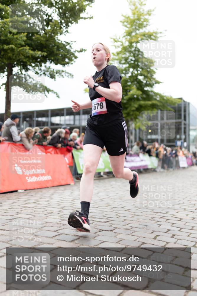 12.06.2026 - Holstenköstenlauf Michael Strokosch http://msf.ph/oto/9749432 12.06.2026 17:57:06 Laufen 3679 meine-sportfotos.de