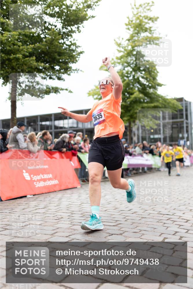 12.06.2026 - Holstenköstenlauf Michael Strokosch http://msf.ph/oto/9749438 12.06.2026 17:57:10 Laufen 3635 meine-sportfotos.de