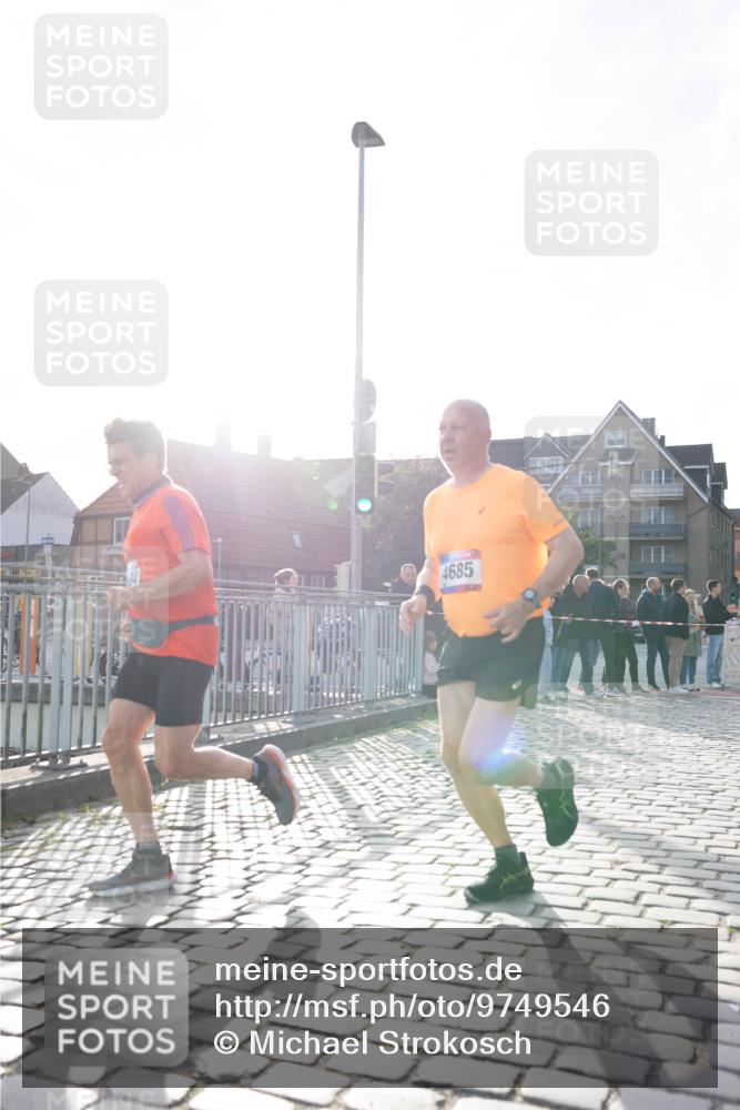 12.06.2026 - Holstenköstenlauf Michael Strokosch http://msf.ph/oto/9749546 12.06.2026 19:50:15 Laufen 4685 meine-sportfotos.de