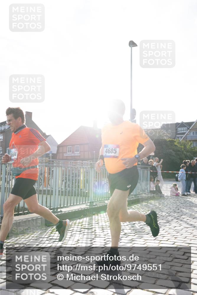 12.06.2026 - Holstenköstenlauf Michael Strokosch http://msf.ph/oto/9749551 12.06.2026 19:50:16 Laufen 1684, 4685 meine-sportfotos.de