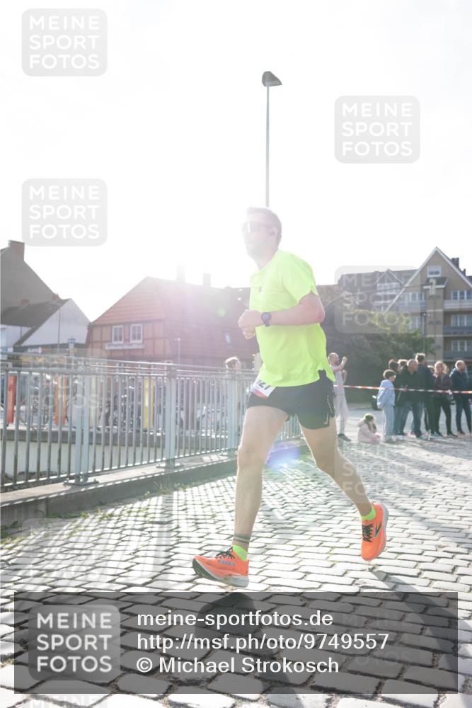 12.06.2026 - Holstenköstenlauf Michael Strokosch http://msf.ph/oto/9749557 12.06.2026 19:50:18 Laufen 171 meine-sportfotos.de