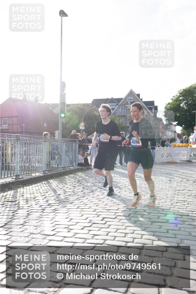 12.06.2026 - Holstenköstenlauf Michael Strokosch http://msf.ph/oto/9749561 12.06.2026 19:50:21 Laufen 4266 meine-sportfotos.de