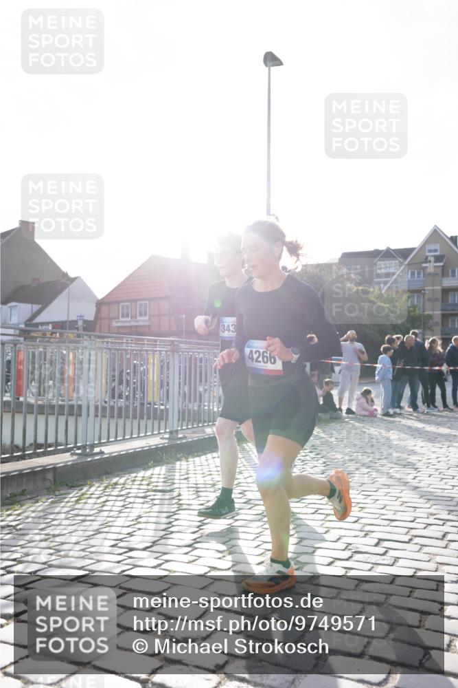 12.06.2026 - Holstenköstenlauf Michael Strokosch http://msf.ph/oto/9749571 12.06.2026 19:50:22 Laufen 343, 4266 meine-sportfotos.de