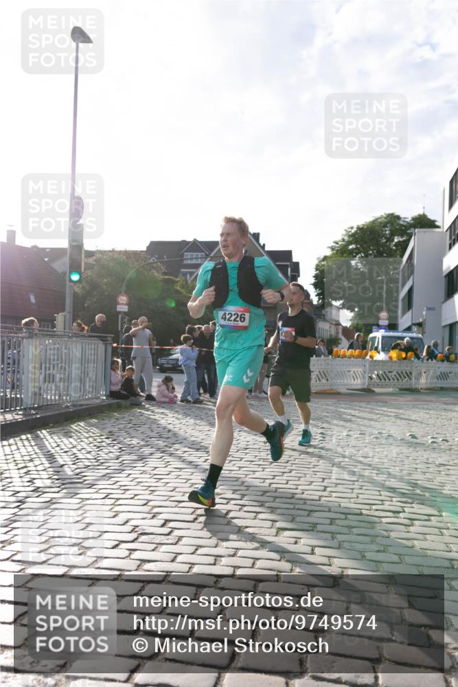 12.06.2026 - Holstenköstenlauf Michael Strokosch http://msf.ph/oto/9749574 12.06.2026 19:50:28 Laufen 4226 meine-sportfotos.de