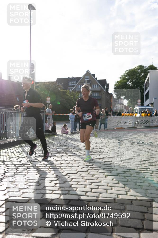 12.06.2026 - Holstenköstenlauf Michael Strokosch http://msf.ph/oto/9749592 12.06.2026 19:50:38 Laufen 4720 meine-sportfotos.de