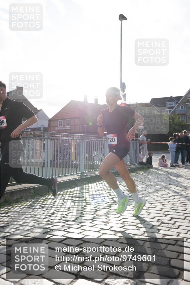 12.06.2026 - Holstenköstenlauf Michael Strokosch http://msf.ph/oto/9749601 12.06.2026 19:50:38 Laufen 99, 720 meine-sportfotos.de