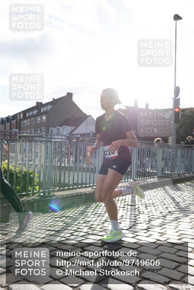 12.06.2026 - Holstenköstenlauf Michael Strokosch http://msf.ph/oto/9749606 12.06.2026 19:50:39 Laufen 4720 meine-sportfotos.de