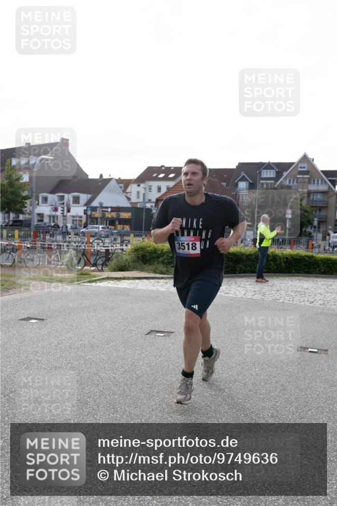 12.06.2026 - Holstenköstenlauf Michael Strokosch http://msf.ph/oto/9749636 12.06.2026 19:51:17 Laufen 3518, 0 meine-sportfotos.de
