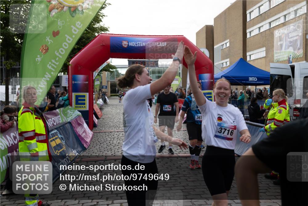 12.06.2026 - Holstenköstenlauf Michael Strokosch http://msf.ph/oto/9749649 12.06.2026 19:54:14 Laufen 0, 53, 58, 3474, 367, 3716, 25, 26 meine-sportfotos.de